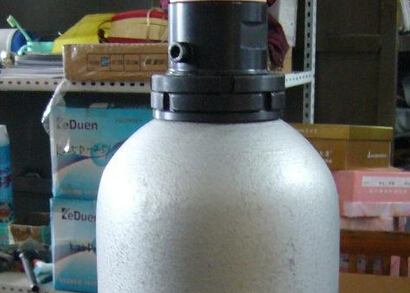 1434091059852427.jpg 囊式蓄能器該如何安裝