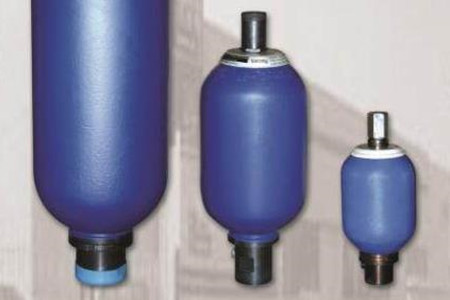 蓄能器為什么不能水平安裝？理由很簡單！