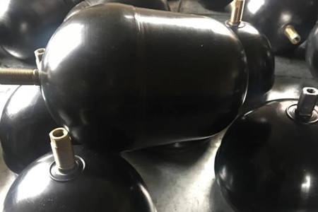 囊式蓄能器壓力嚴重降低？泄漏是主要原因！